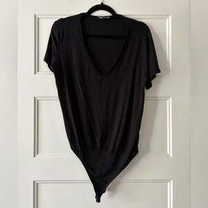 Lulus M Black Deep V-Neck T-shirt Bodysuit